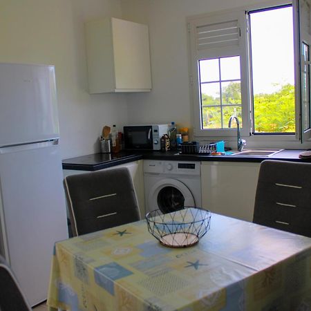 Bas De Villa F2 Neuf Avec Terrasse Et Piscine Le Diamant Kültér fotó